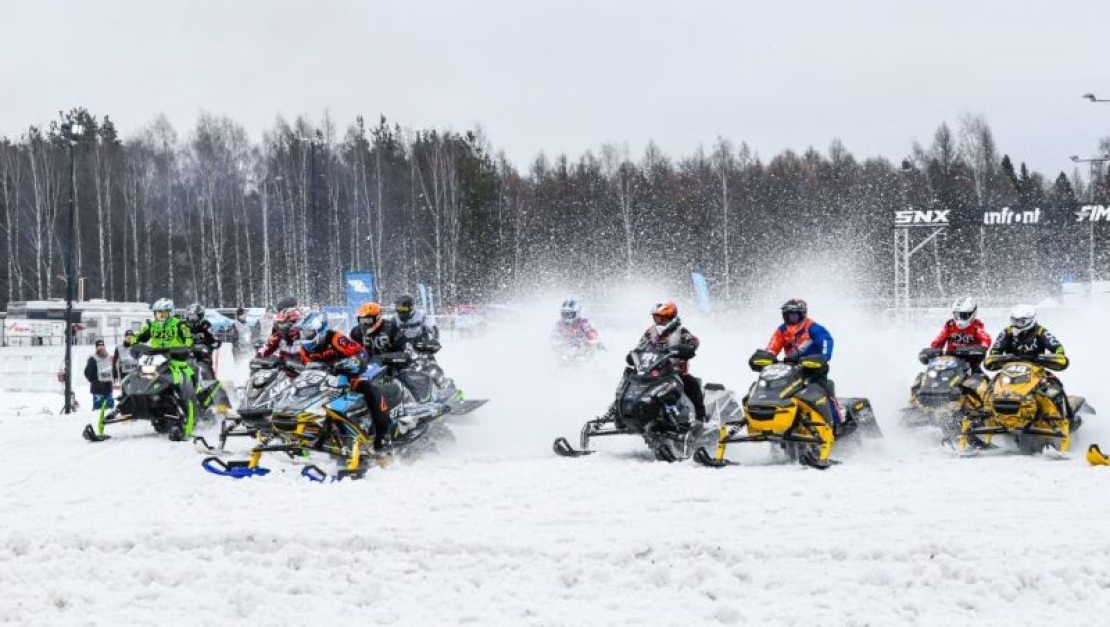 In Action on the Snow: supporting the FIM Snowcross World Championship